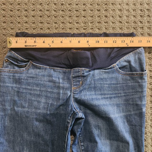 Liz Lange Maternity Stretch Jeans, Size 2, (BIN# 1) - Picture 3 of 3